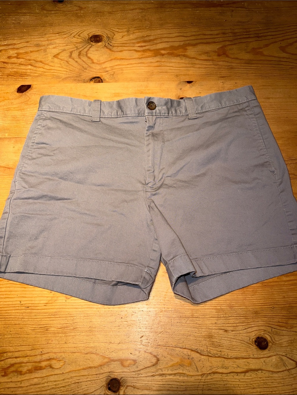 J. Crew Men’s Flat Front Cotton Shorts - Light Gray